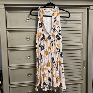 Olivaceous large floral dress